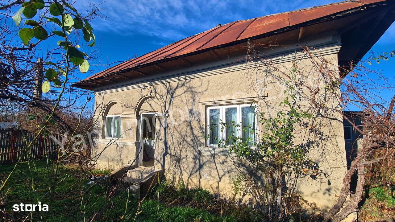 Casă de vânzare în comuna Merișani, sat Vâlcelele, județ Argeș.-14