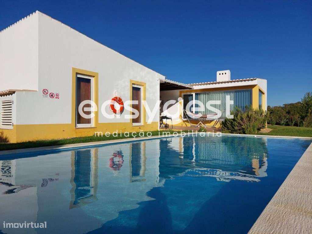 Moradia T4 inserida em Herdade Alentejana concelho de Cuba. (Alentejo) - Grande imagem: 4/49