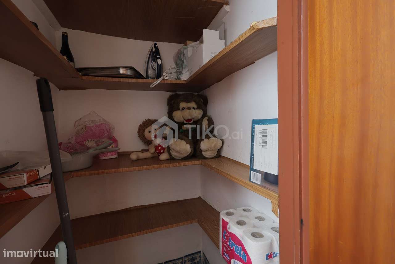 T3 EM ARROIOS – OPORTUNIDADE PARA ARRENDAMENTO A ESTUDANTES (4 A 5 QUA-31