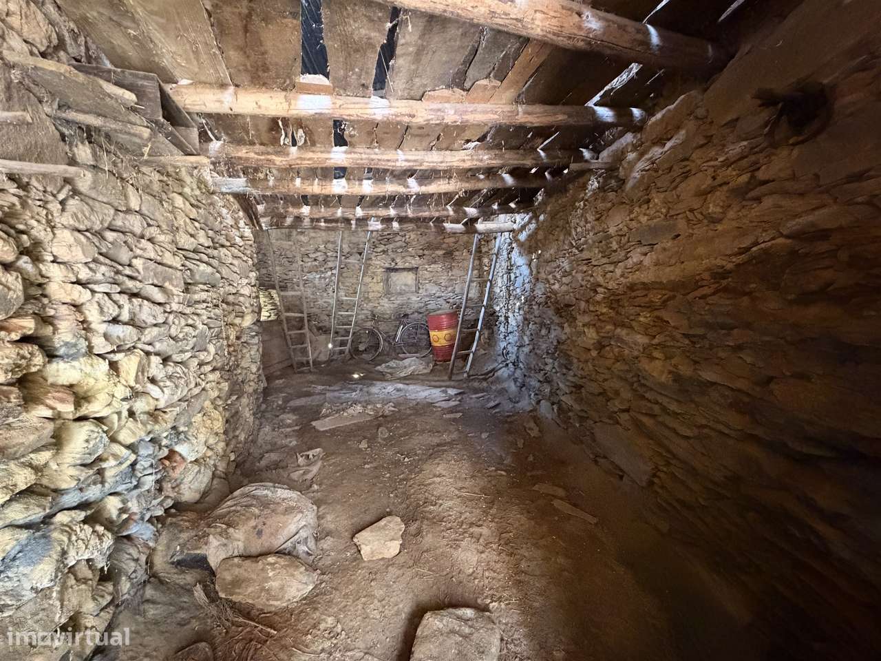 Moradia T1 Venda em São Vicente da Beira,Castelo Branco-9