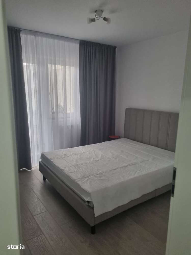 Inchiriez apartament 3 camere / micro 39 - Imagine principală: 2/8