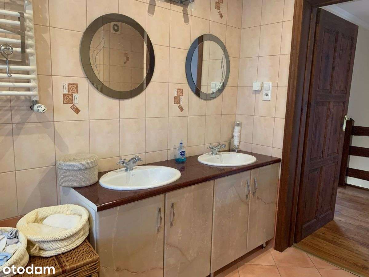 Nieruchomość z dostępem do jeziora-7