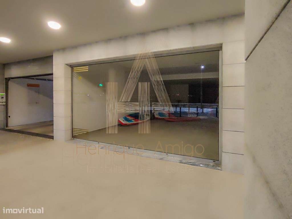 Luxuoso espaço comercial na 1º linha da praia - Grande imagem: 4/7