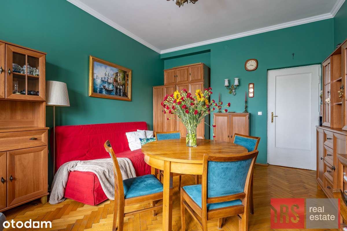 Dwa pokoje w kamienicy na Powiślu - Pełny obrazek: 2/12