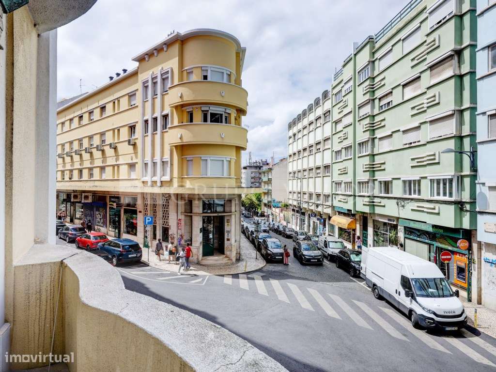 Apartamento T5 nos Anjos - Arroios-38