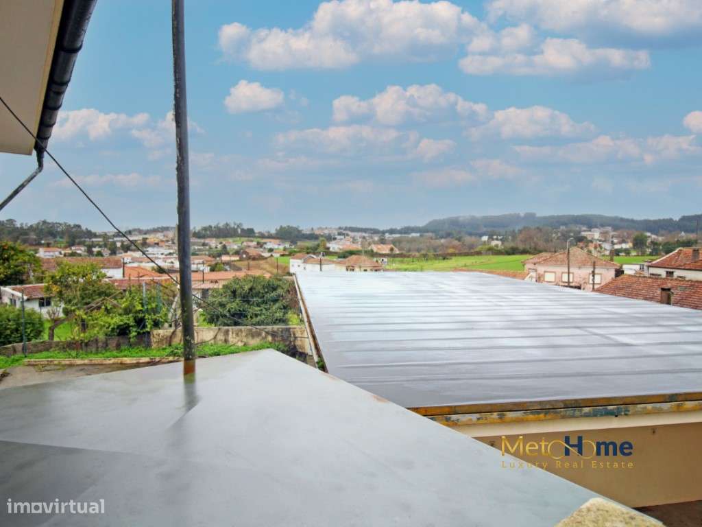 Moradia de 4 frentes em Perosinho-35