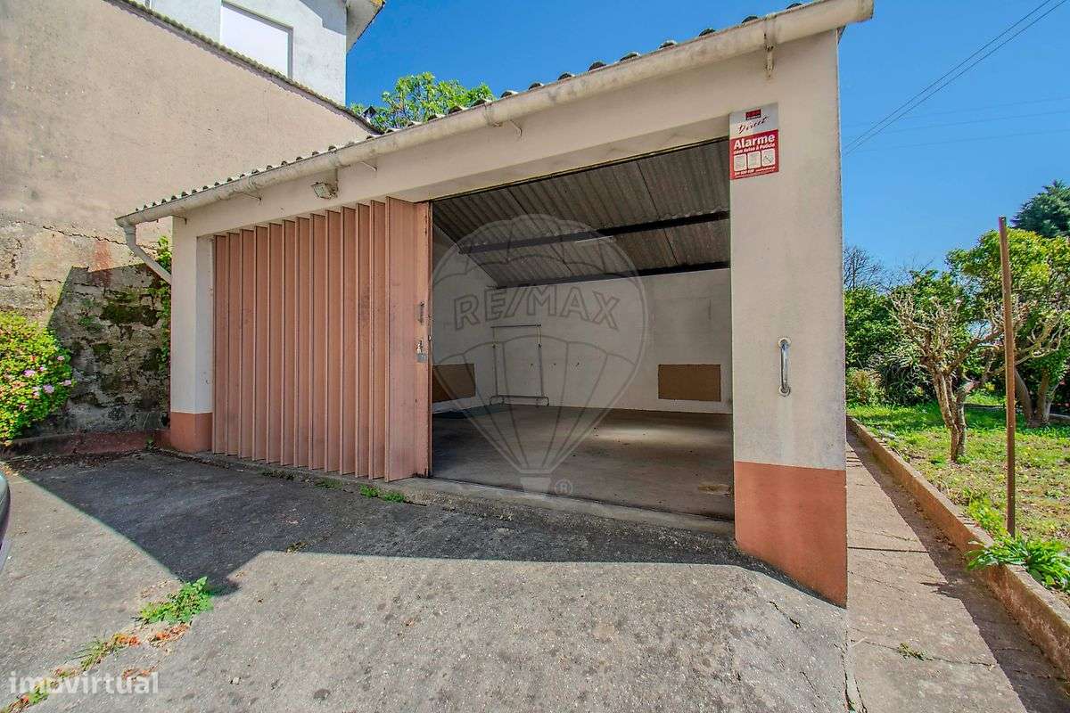 Moradia T4 para venda-25