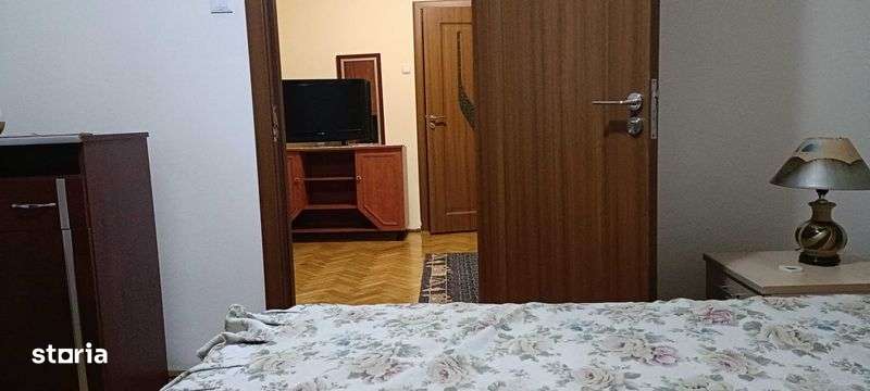 dau in chirie apartament 2 camere central - Imagine principală: 5/6