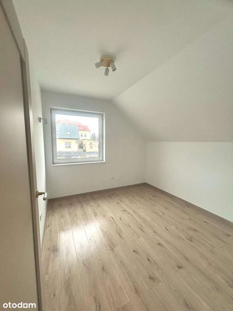 Nowy Dom Z Wykończeniem Pod Klucz-11