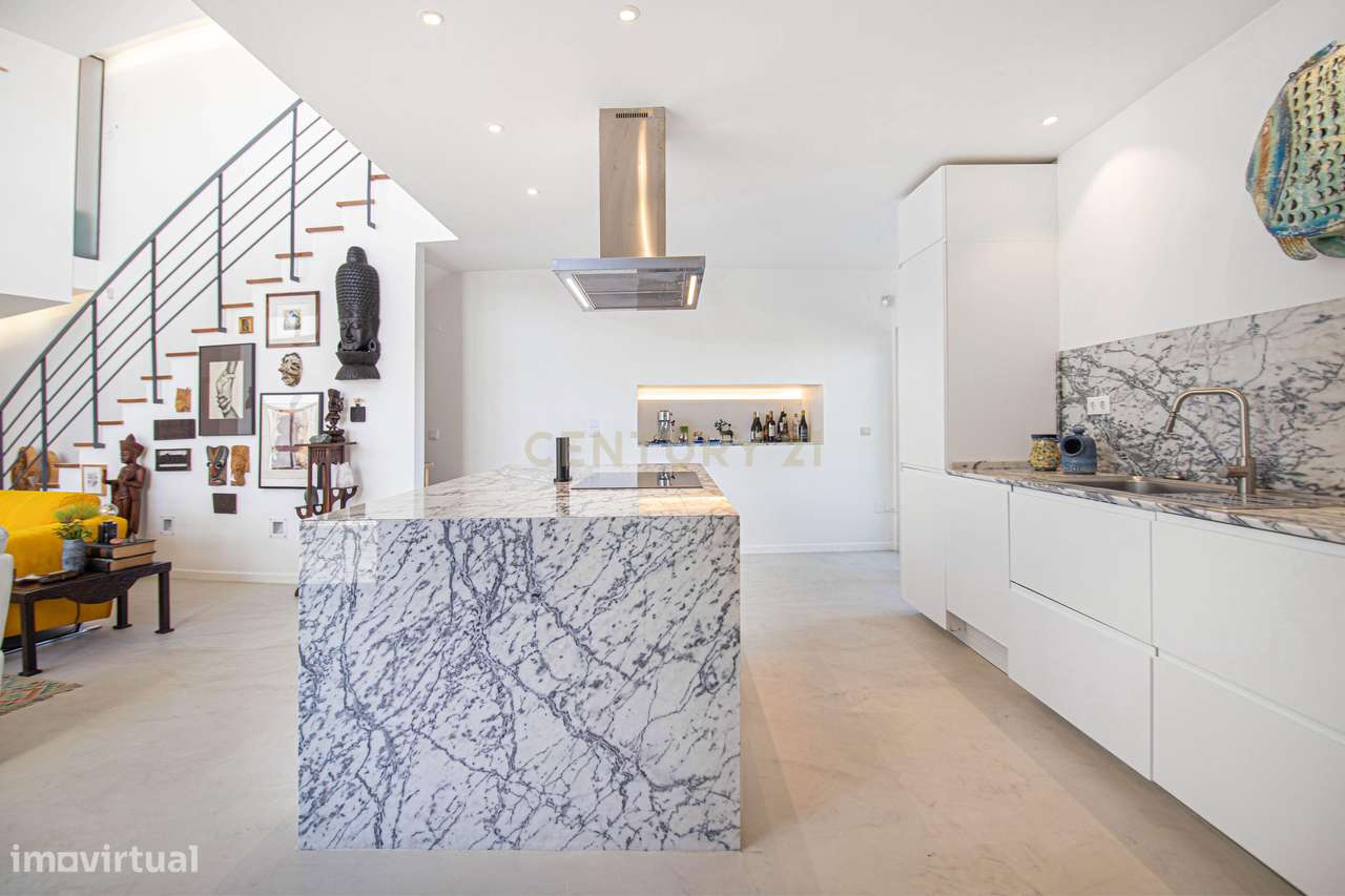 Quinta na Arrábida com moradia T5 de 364 m2 em lote de 13 520 m2 Onde-11