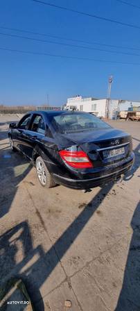 Dezmembrari  Mercedes-Benz C-CLASS (W204)  2007  > 2014 C 200 CDI (204.201) Motorina - 1