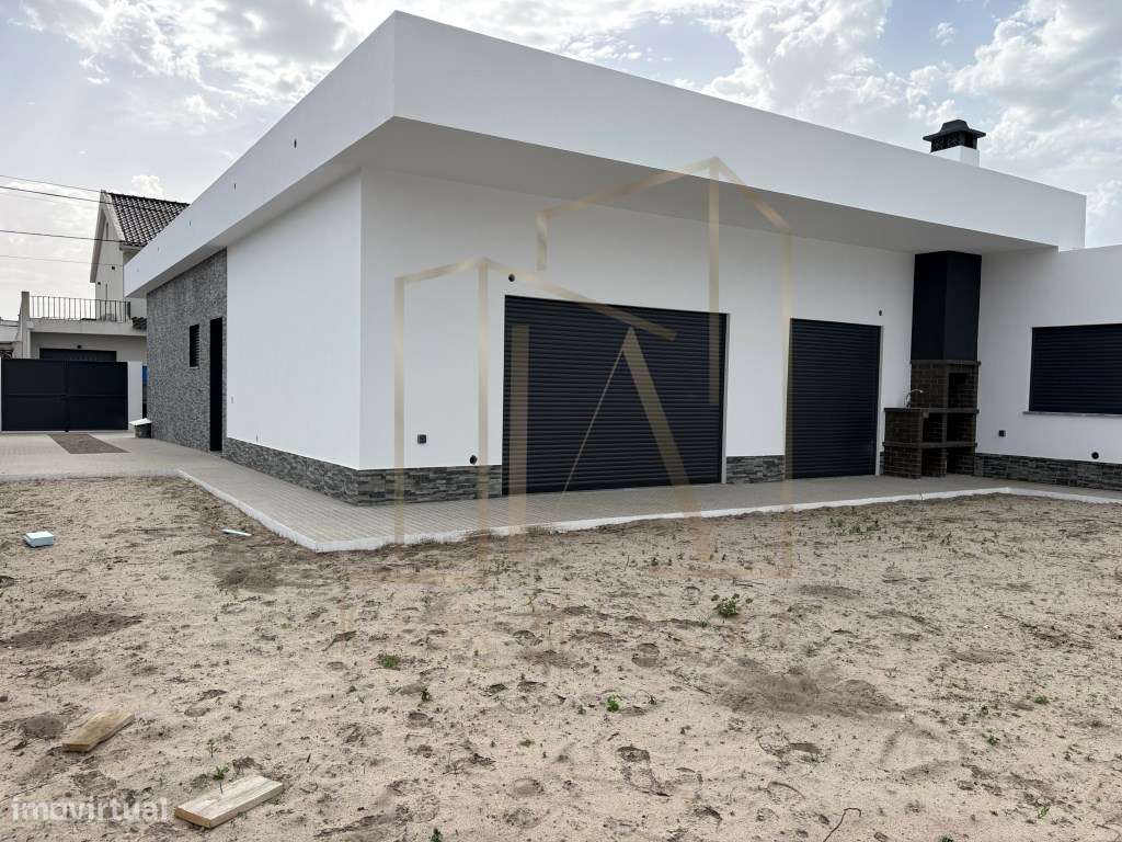 Moradia Térrea T4, com 4 Suites - Pronta a Escriturar-2