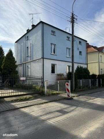 Dom wolnostojący, 3 lokale, każdy ma swoją-0