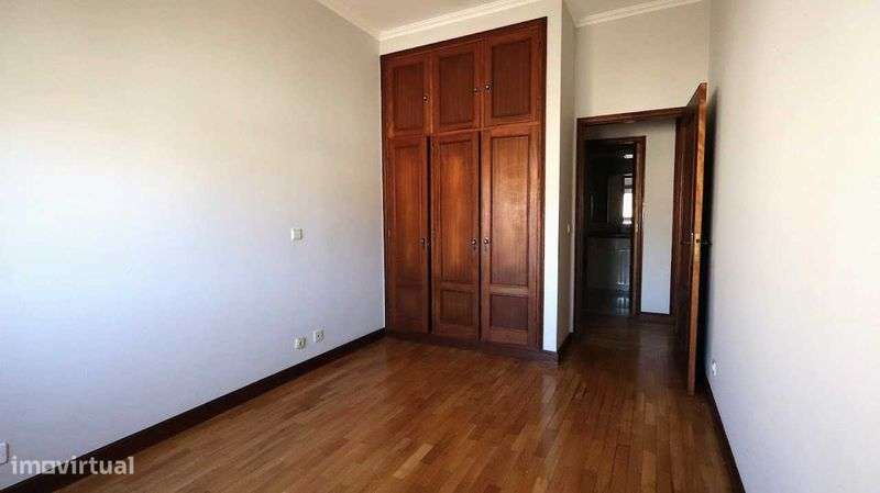 Apartamento T3 em Santa Maria De Lamas - Grande imagem: 4/8