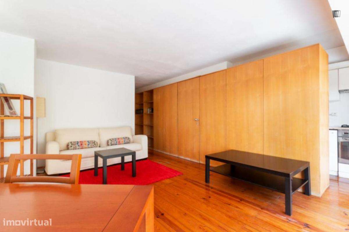 Apartamento com 1 quartos - localizado em Rato Lisbon - Grande imagem: 5/6