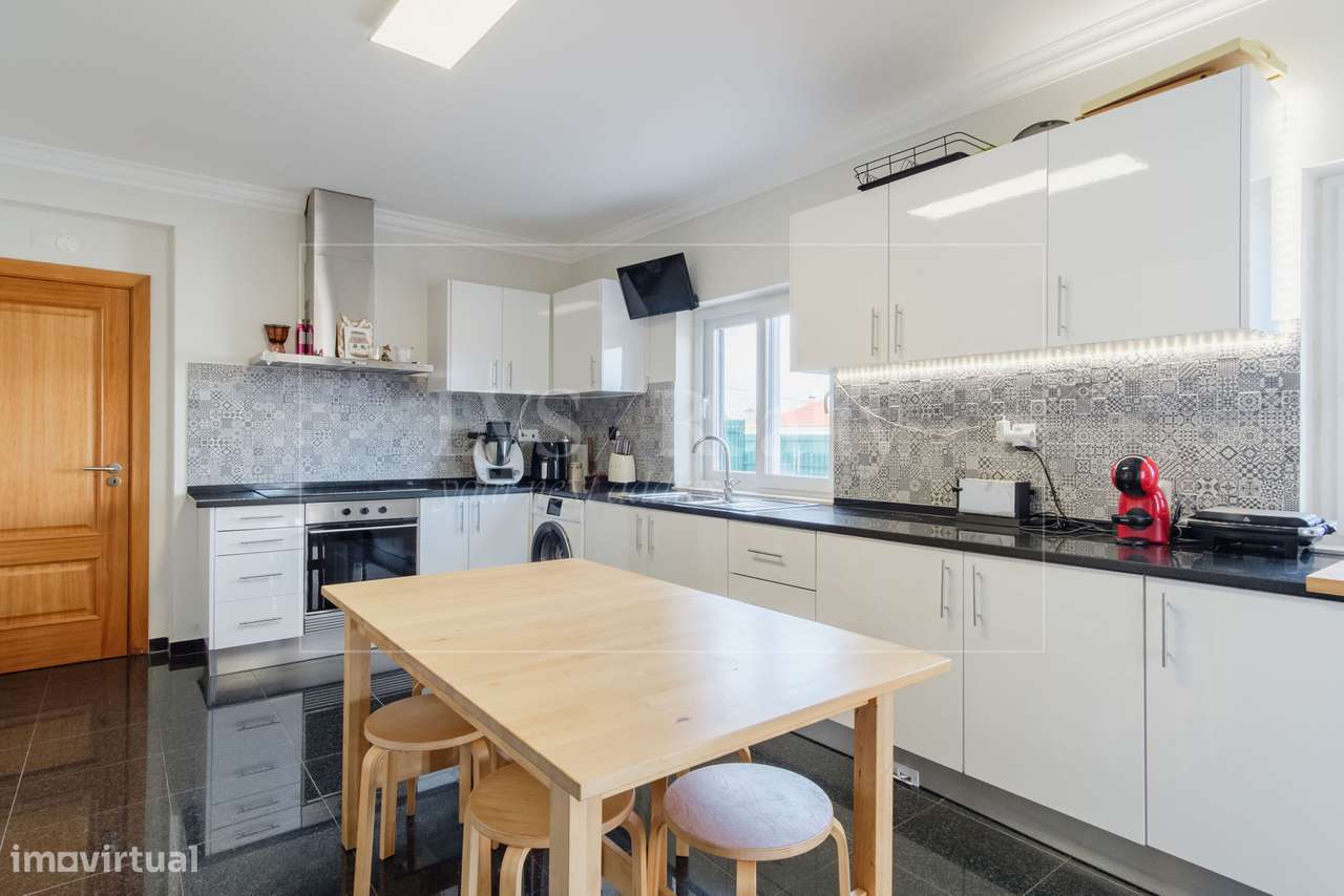 Moradia Isolada T5 com Piscina, Gradil-10