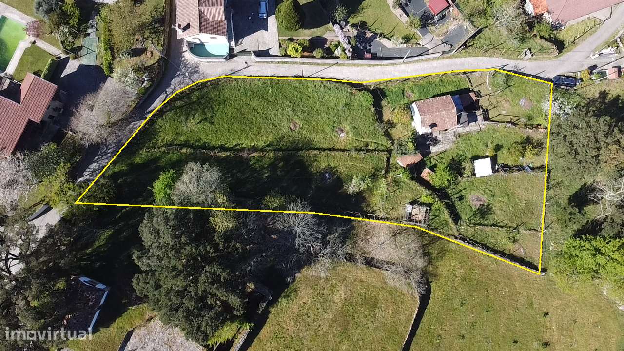 Moradia em granito p/ recuperar – Oliveira de Frades-33