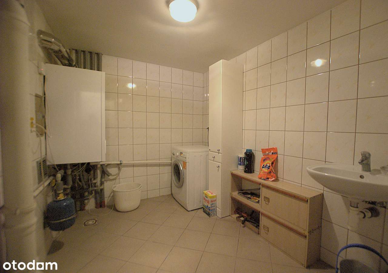 Środkowy segment w pięknej zielonej okolicy, Baranówek-19