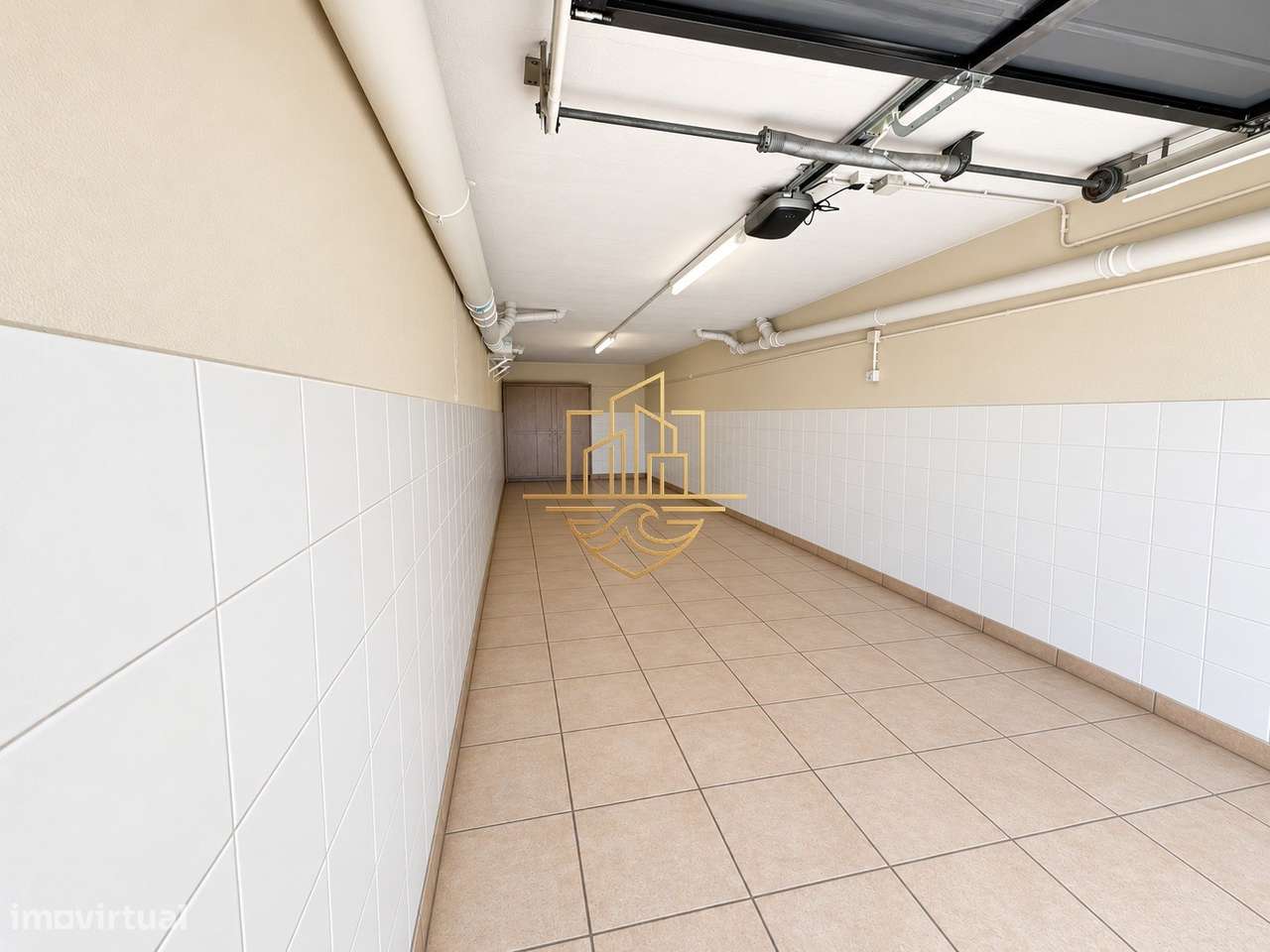 Moradia V5 Remodelada com Piscina, Terraço e Garagens | Alfena, Valong-22