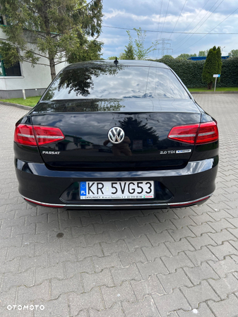 Volkswagen Passat 2.0 TDI SCR Highline DSG - 14