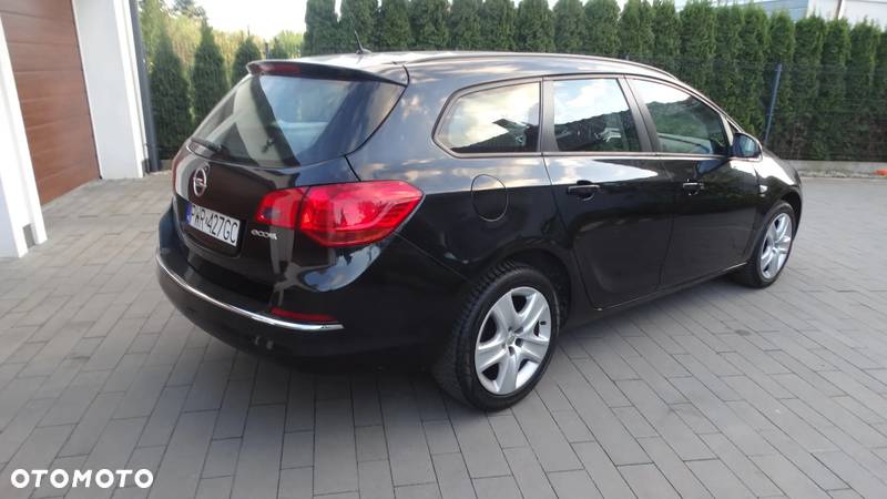 Opel Astra IV 1.4 T Cosmo - 6