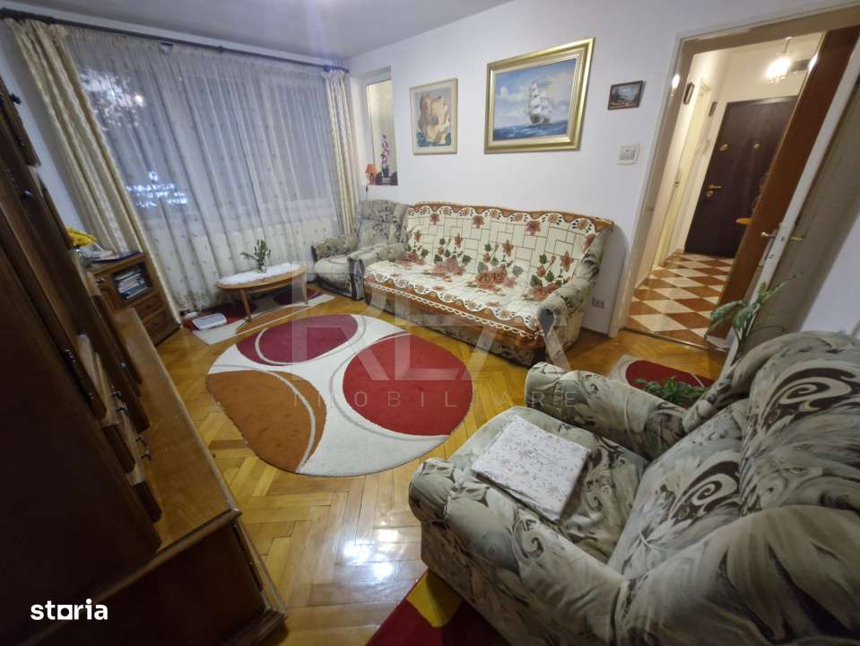 3 camere la etajul 2 Parc Titan - Metrou Titan 10 minute