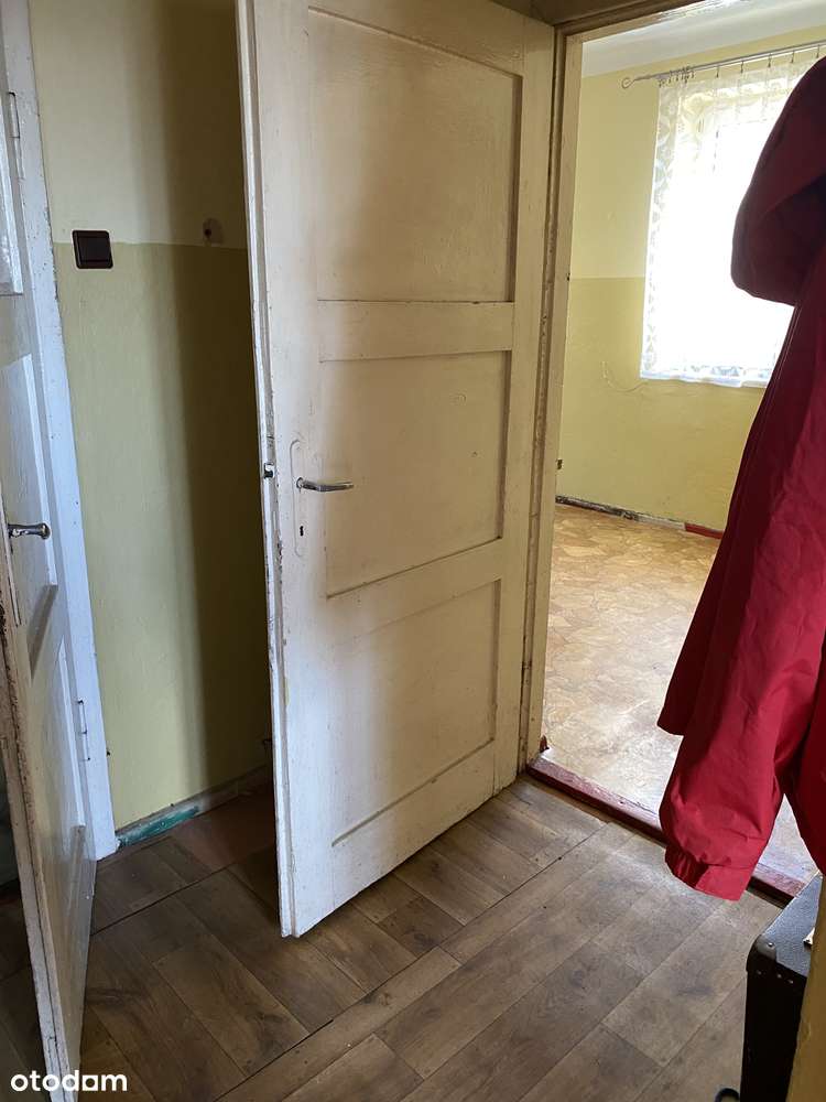 Mieszkanie z potencjałem. Dwa pokoje, oddzielna kuchnia. Do remontu - Pełny obrazek: 4/5