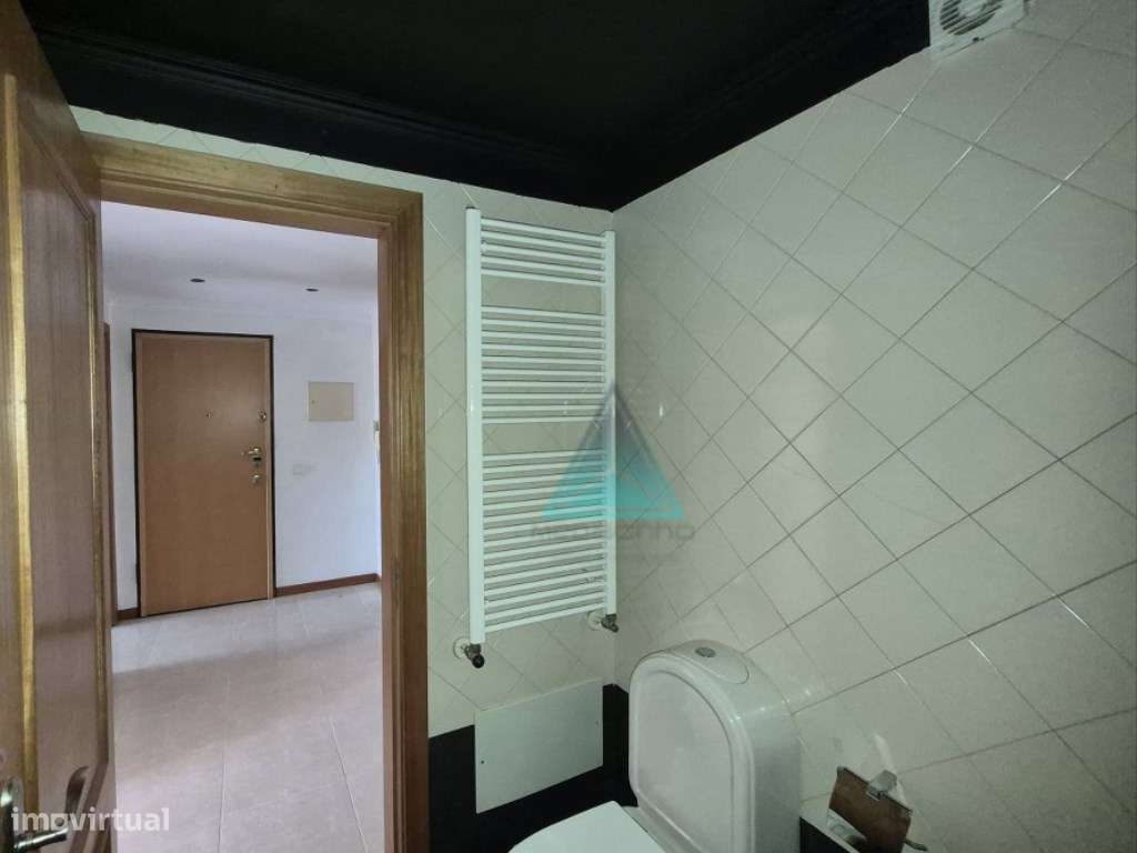 Apartamento T2 em Qta Vale Flor de Baixo, Feijó-9