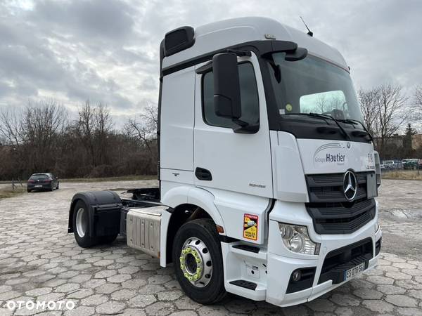 Mercedes-Benz Actros - 1