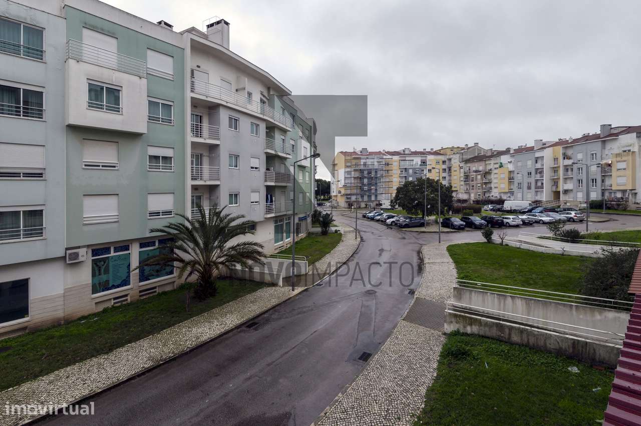 Apartamento T3 c/ parqueamento e arrecadação-33