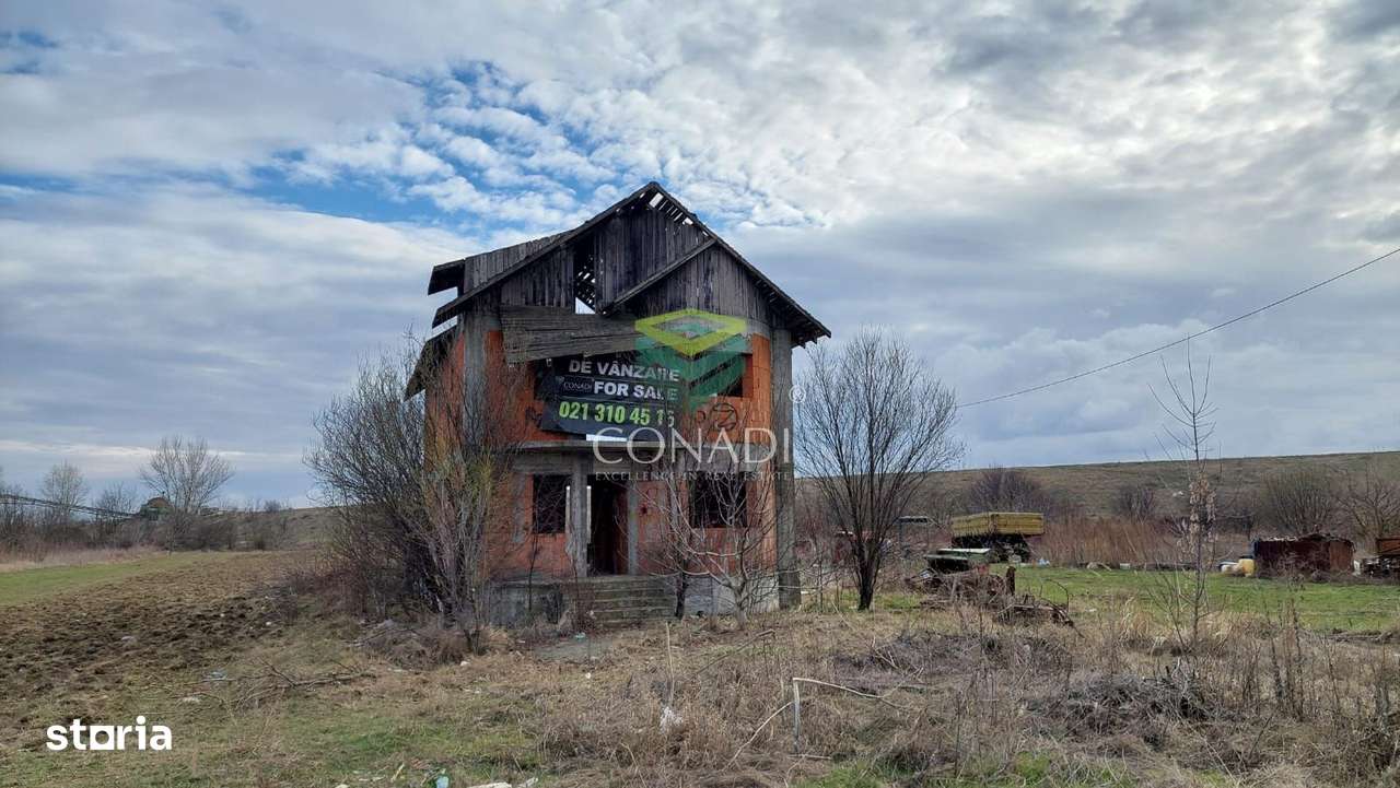 Vila la rosu cu 2000mp curte in comuna Cornetu-2