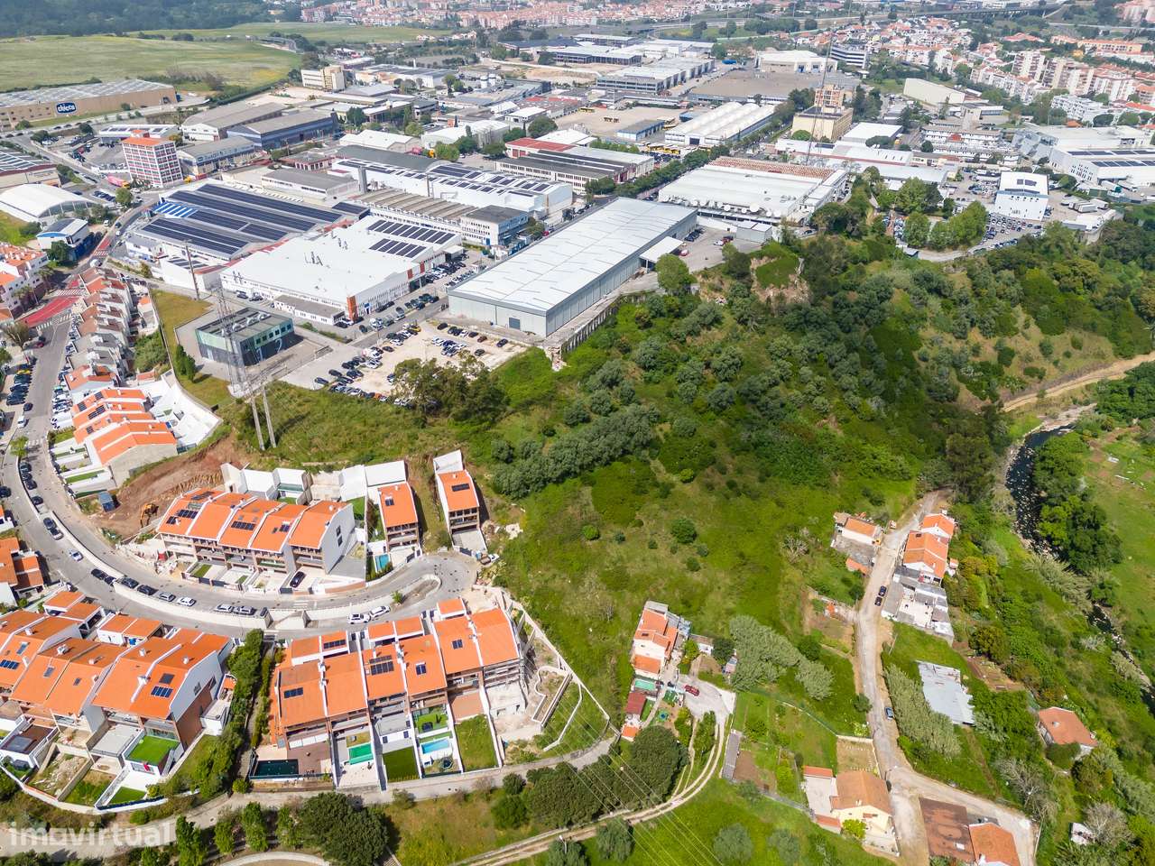 OPORTUNIDADE DE INVESTIMENTO | TERRENO PARA DESENVOLVIMENTO | OEIRAS-8