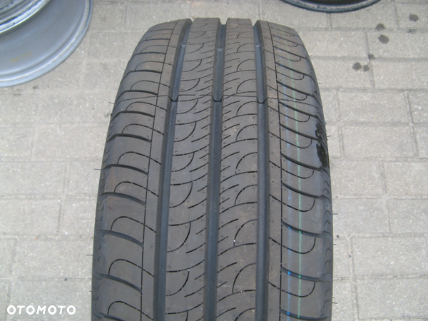 OPONA GOODYEAR EFFICIENTGRIP CARGO 215/60 R17C - 2