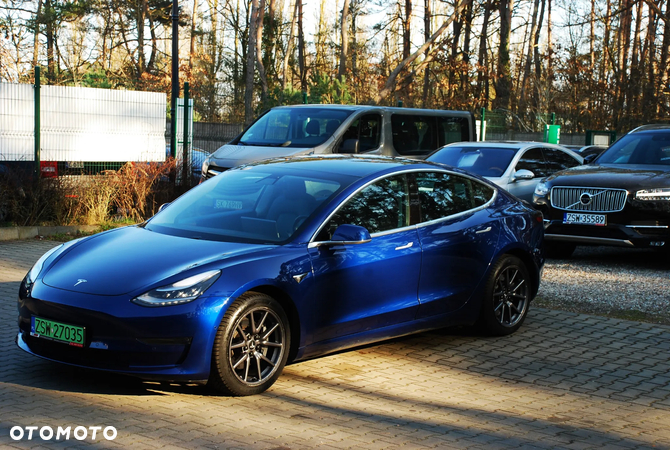 Tesla Model 3 Langstreckenbatterie Allradantrieb Dual Motor - 7