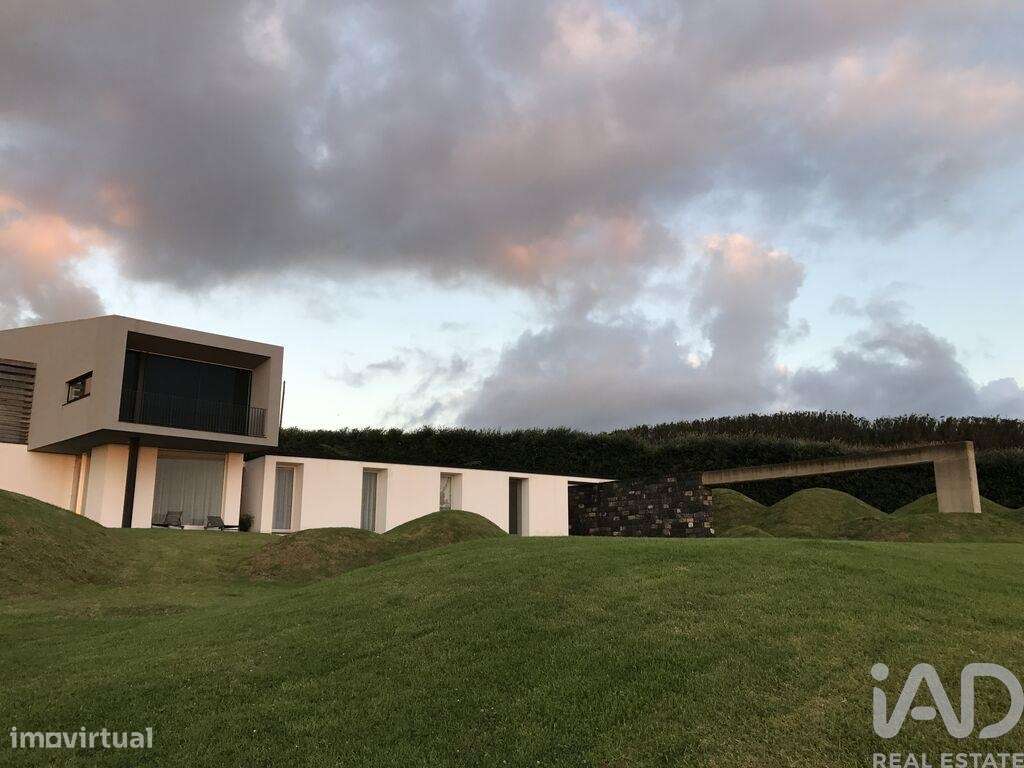 Casa / Villa T3 em Lagoa (Santa Cruz) de 439,00 m2 - Grande imagem: 5/30