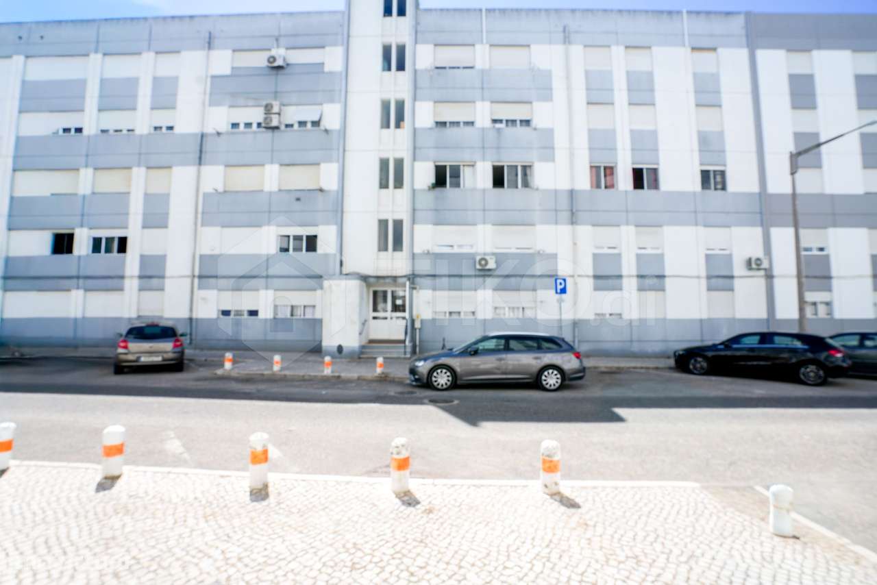 T3 EM PALMELA | ARRECADAÇÃO | 2 CASAS DE BANHO | 116 M² DE ÁREA TOTAL-18