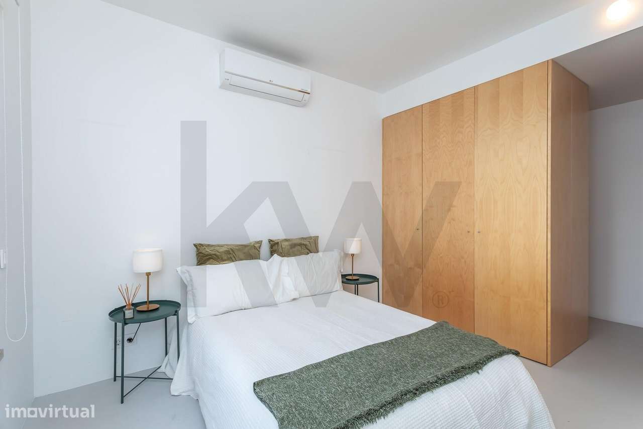 Apartamento T3 Renovado no Condomínio Torres de Lisboa | Laranjeiras S-39