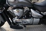 Suzuki Intruder - 3