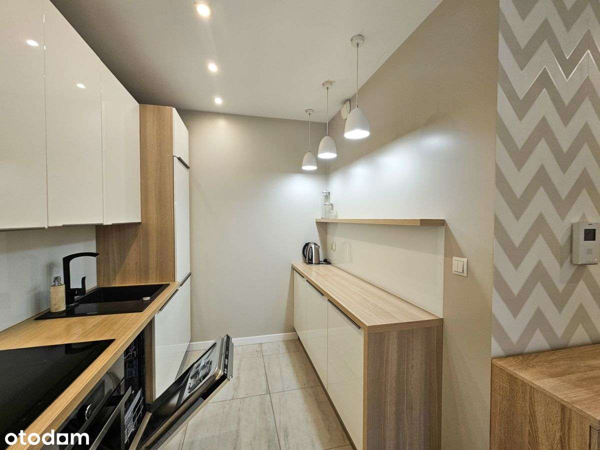 Blisko ronda Matecznego-3