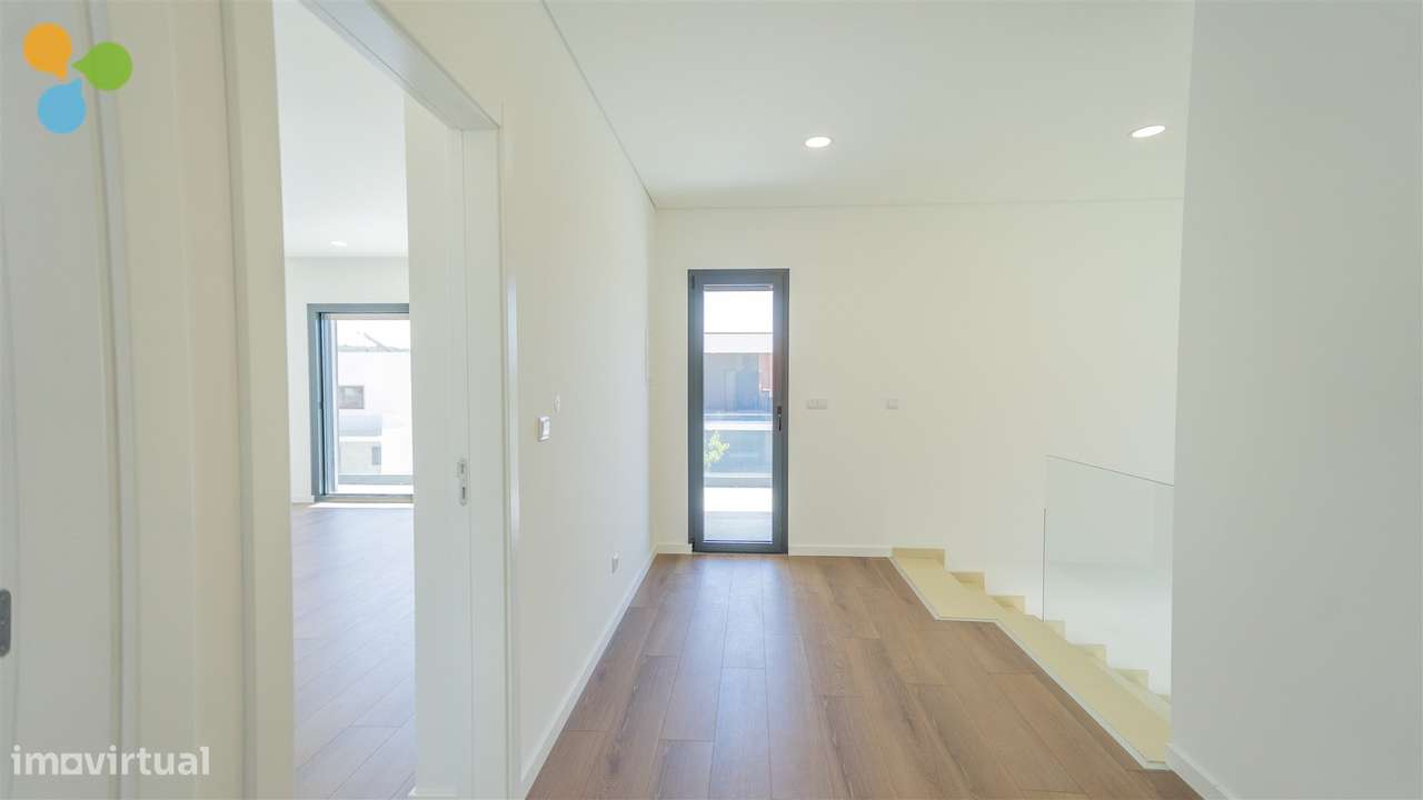 Moradia Isolada T4 Nova | Quinta da Ponte da Terra-17