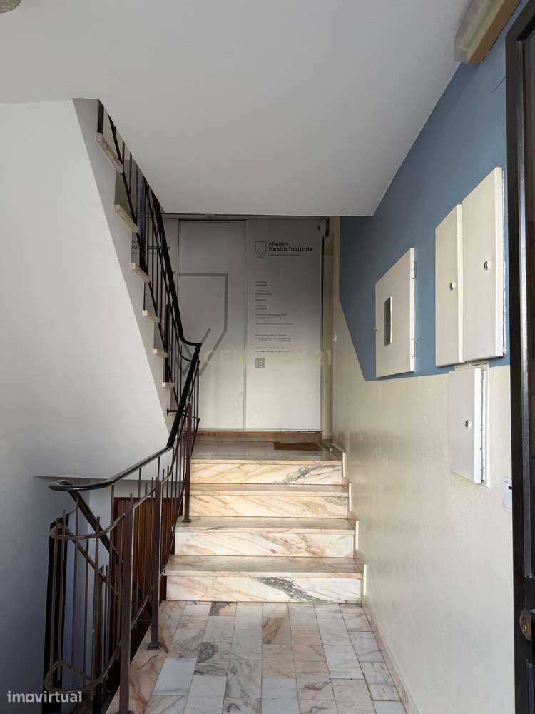 APARTAMENTO T2 no centro de ALBUFEIRA !!! - Grande imagem: 3/26