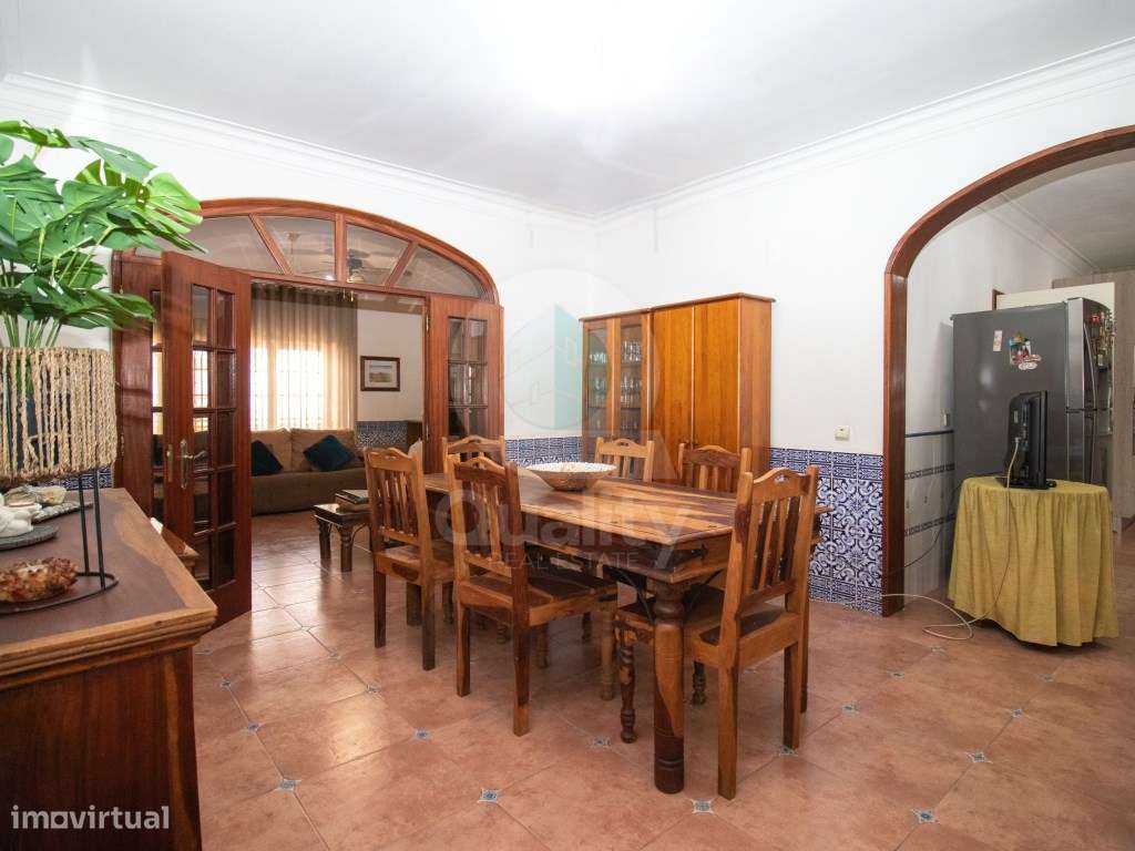 Moradia T5 - Espaço, Conforto e Estilo Único - Grande imagem: 5/45