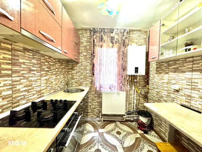 Apartament 3 camere confort 2 Micro 21 preț 55.000 euro  neg-5