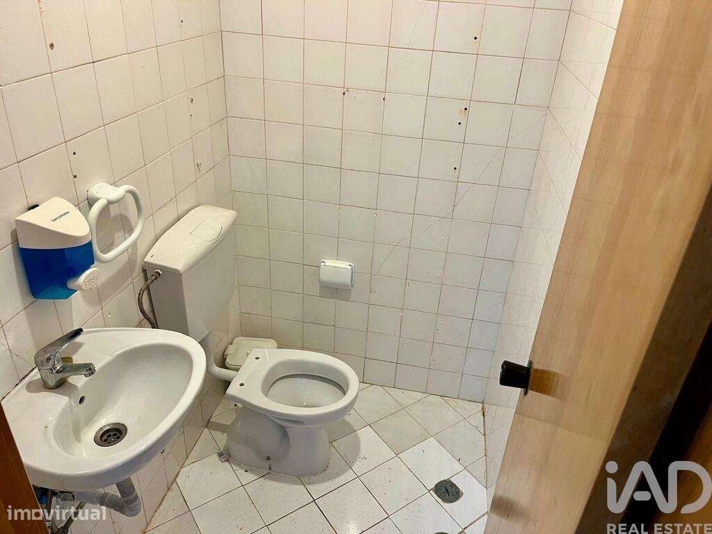 Loja / Estabelecimento Comercial em Quarteira de 25,00 m2 - Grande imagem: 4/30