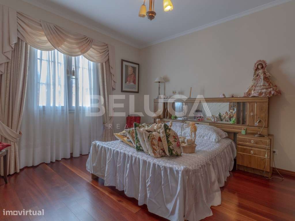 MORADIA T4 COM QUINTAL || URBANIZAÇÃO 'QUINTA DO FAIAL' (FUNCHAL)-35