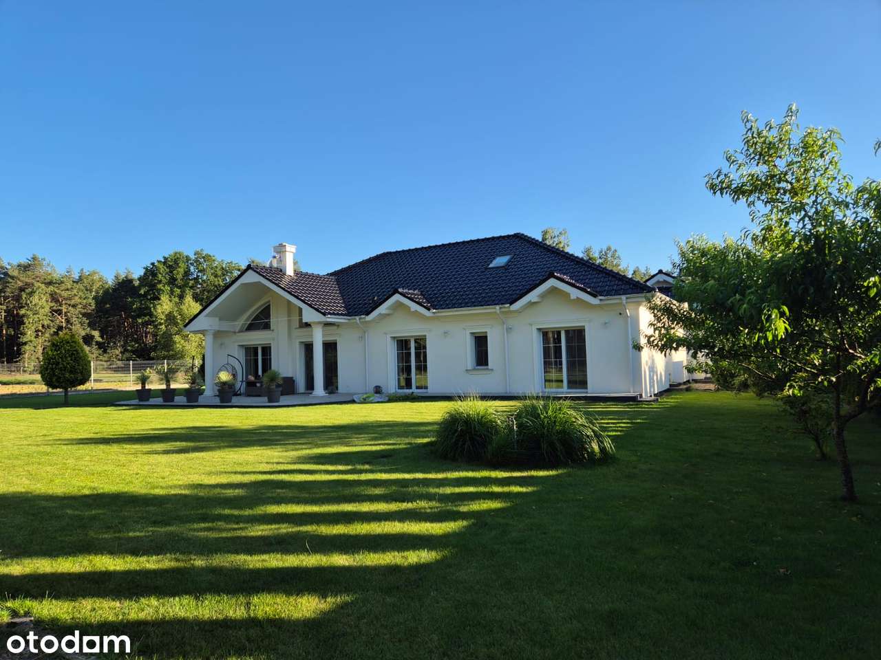 Nowoczesna rezydencja z własnym lasem -Lisiec Mały-5