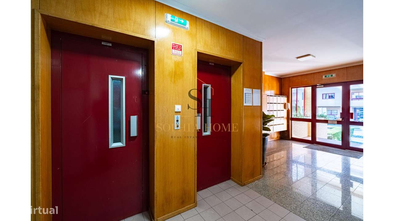 T2 c/ terraço e box, em Mafamude-19