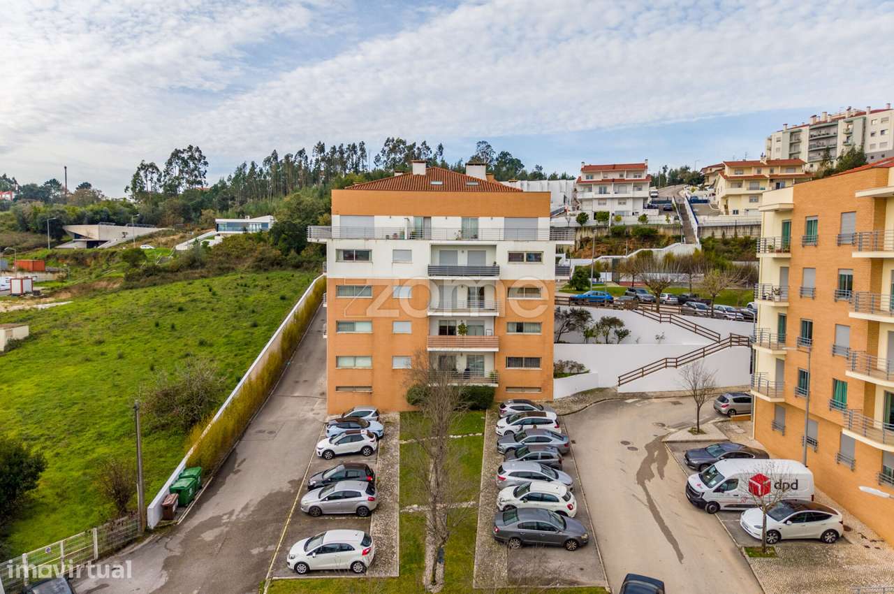 Apartamento T2 no Edifício Eden - Leiria-49