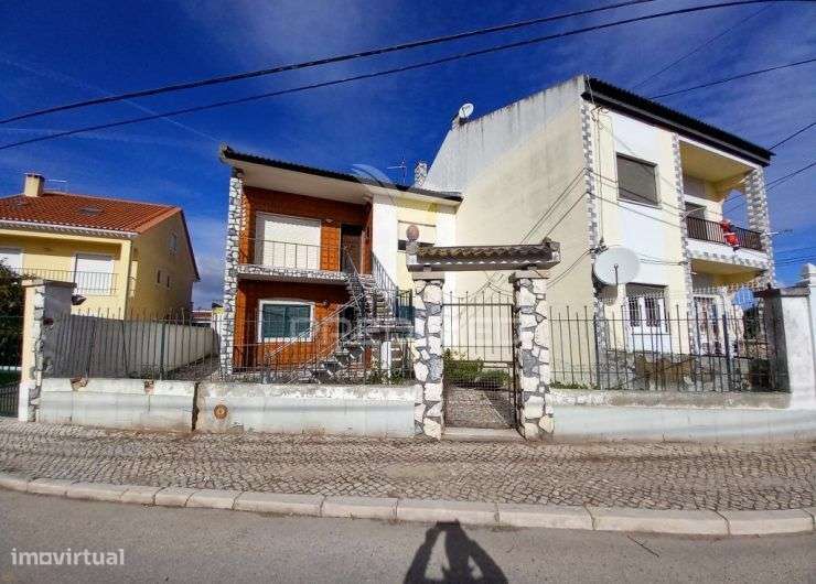 Moradia T2 com grande Terraço e espaço exterior - Grande imagem: 4/25