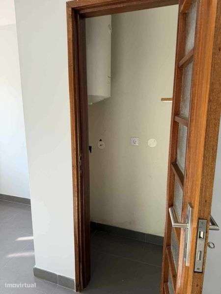 Alugo Apartamento T3 Costa Cabral - Grande imagem: 4/8